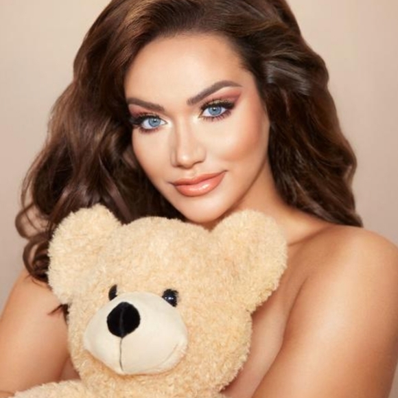 SALE! TOO FACED LIP INJECTION EXTREME BEE STING PLUMPER. - Picture 7 of 9